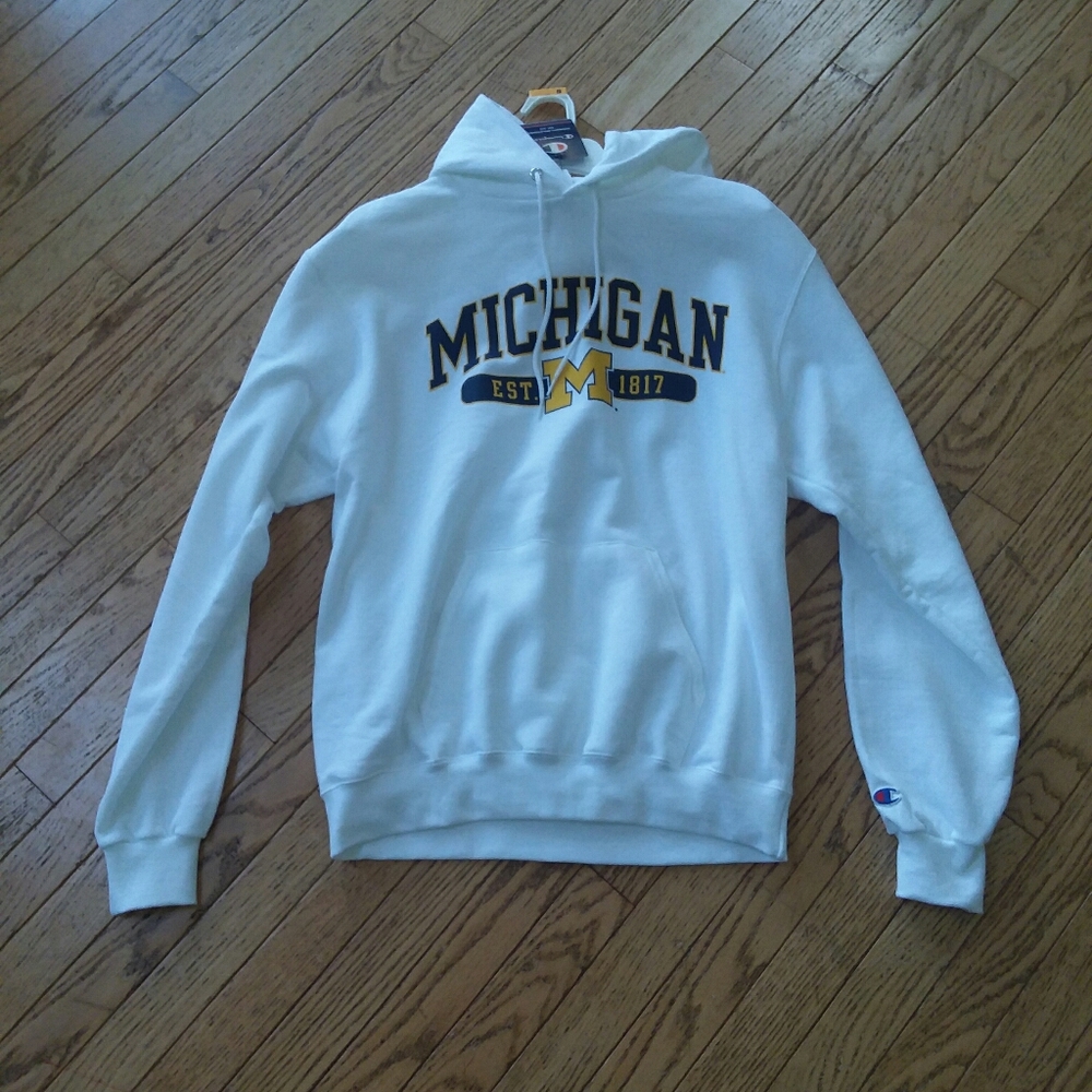 SOLD! BRAND NEW CHAMPION MICHIGAN HOODIE